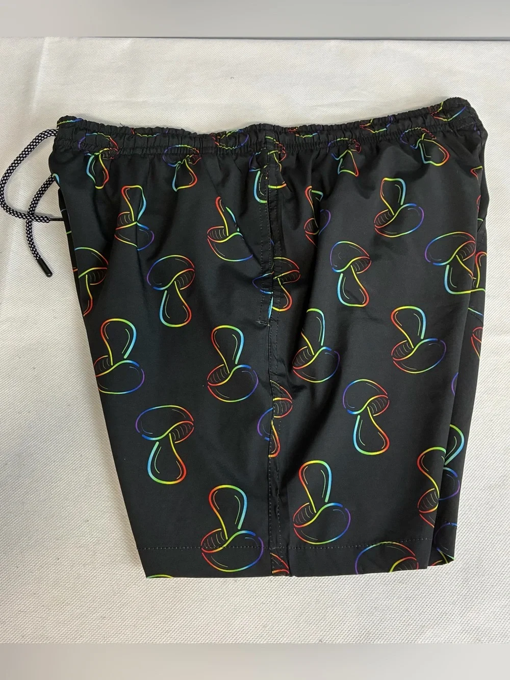 ENNEA Swim Trunks Men’s XL  Black Multicolor Mushroom Mesh Lining 3 Pockets Flaw